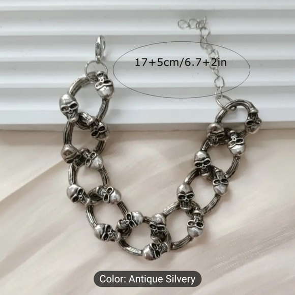 Skull Bracelet - Picture 4 of 4